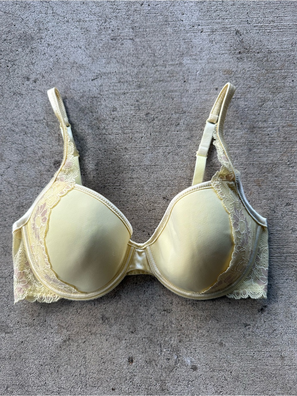 Victorias Secret Lined Demi Lightly Lined Lace Yellow Bra